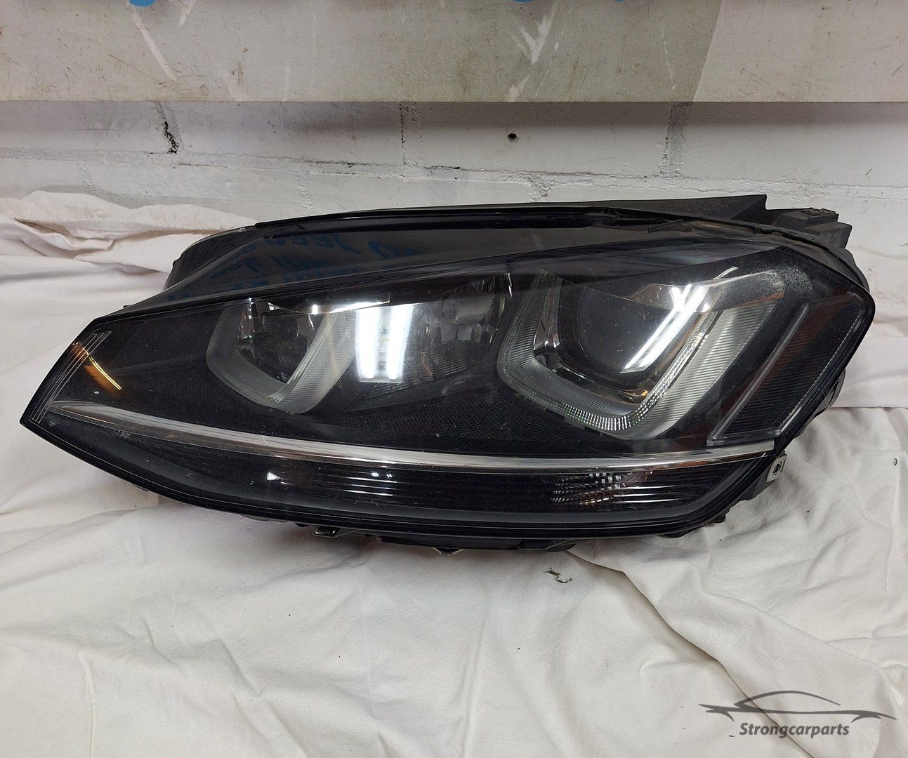 Xenon Led koplamp VW Golf 7 VII links voor 5G1941753 completo head lamp single usado en Menorca foto 2