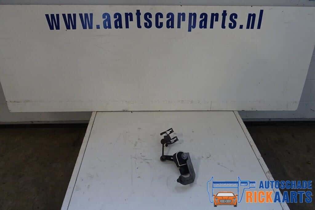 mercedes c Clase w205 hoogte regeling koplamp A2229050503 headlight adjustment motor usado en Menorca