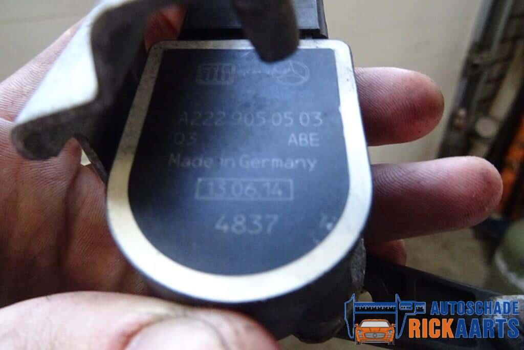 mercedes c Clase w205 hoogte regeling koplamp A2229050503 headlight adjustment motor usado en Menorca foto 3