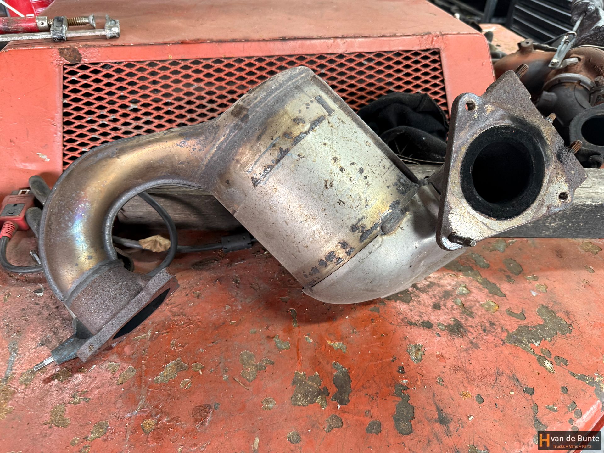 Catalizador Renault Trafic 2.0 2011 8201166555 catalytic converter usado en Menorca foto 2