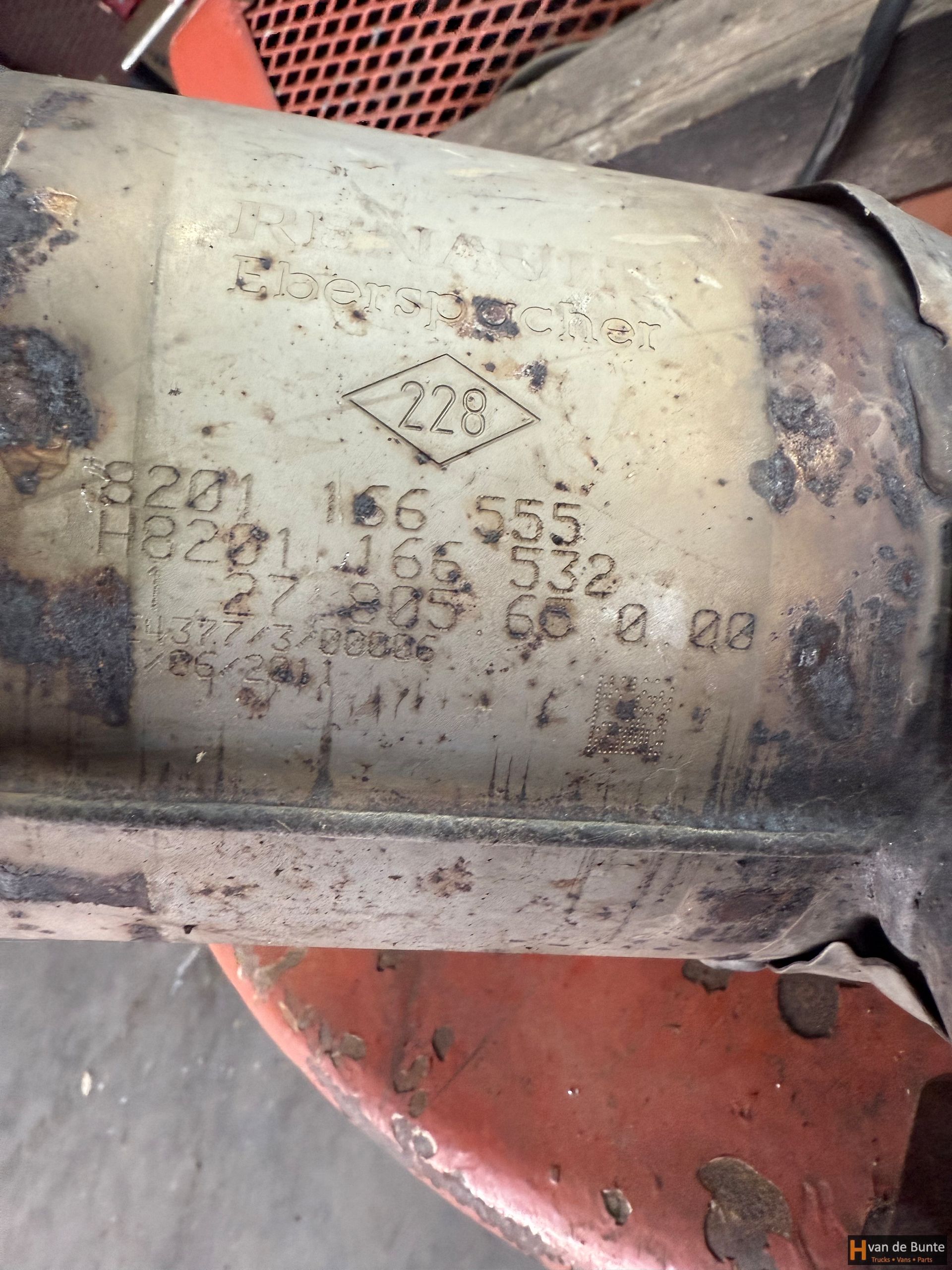 Catalizador Renault Trafic 2.0 2011 8201166555 catalytic converter usado en Menorca foto 3