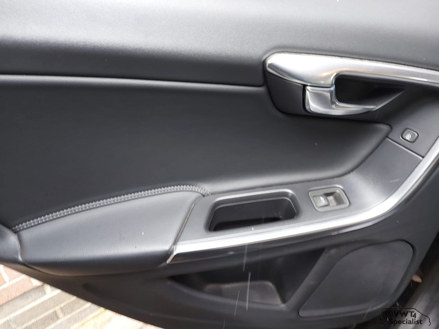 Volvo V60 '15 Interieur stoel airbag stoelen deurpanelen completo! complete interior usado en Menorca foto 5