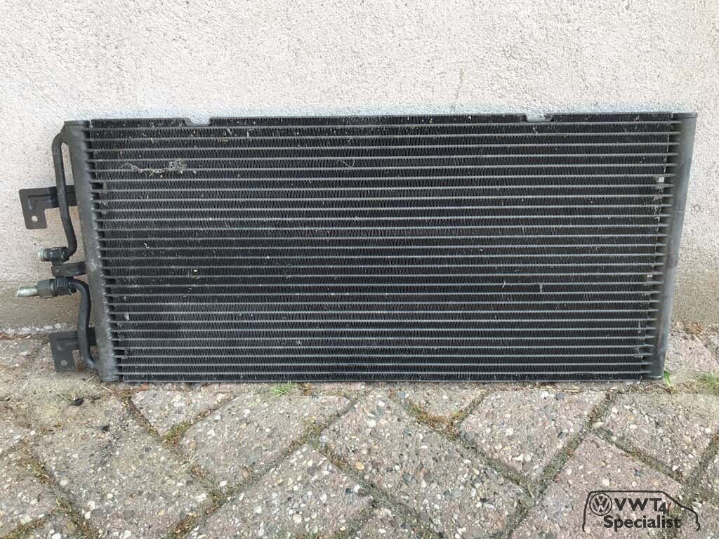 Volkswagen Transporter VW T4 airco radiateur condenser air conditioning radiator usado en Menorca