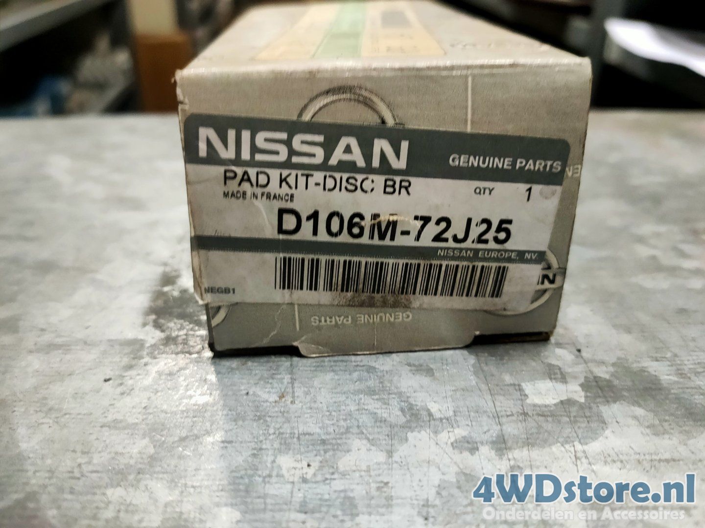 Nissan PLlantaera P10 remblokset vooras D106M72J25 brake pad set usado en Menorca foto 3