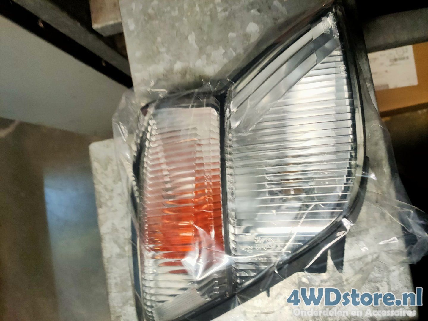 Nissan Patrol Y61 Knipperlicht Rechts 26110VB127 blinker single usado en Menorca