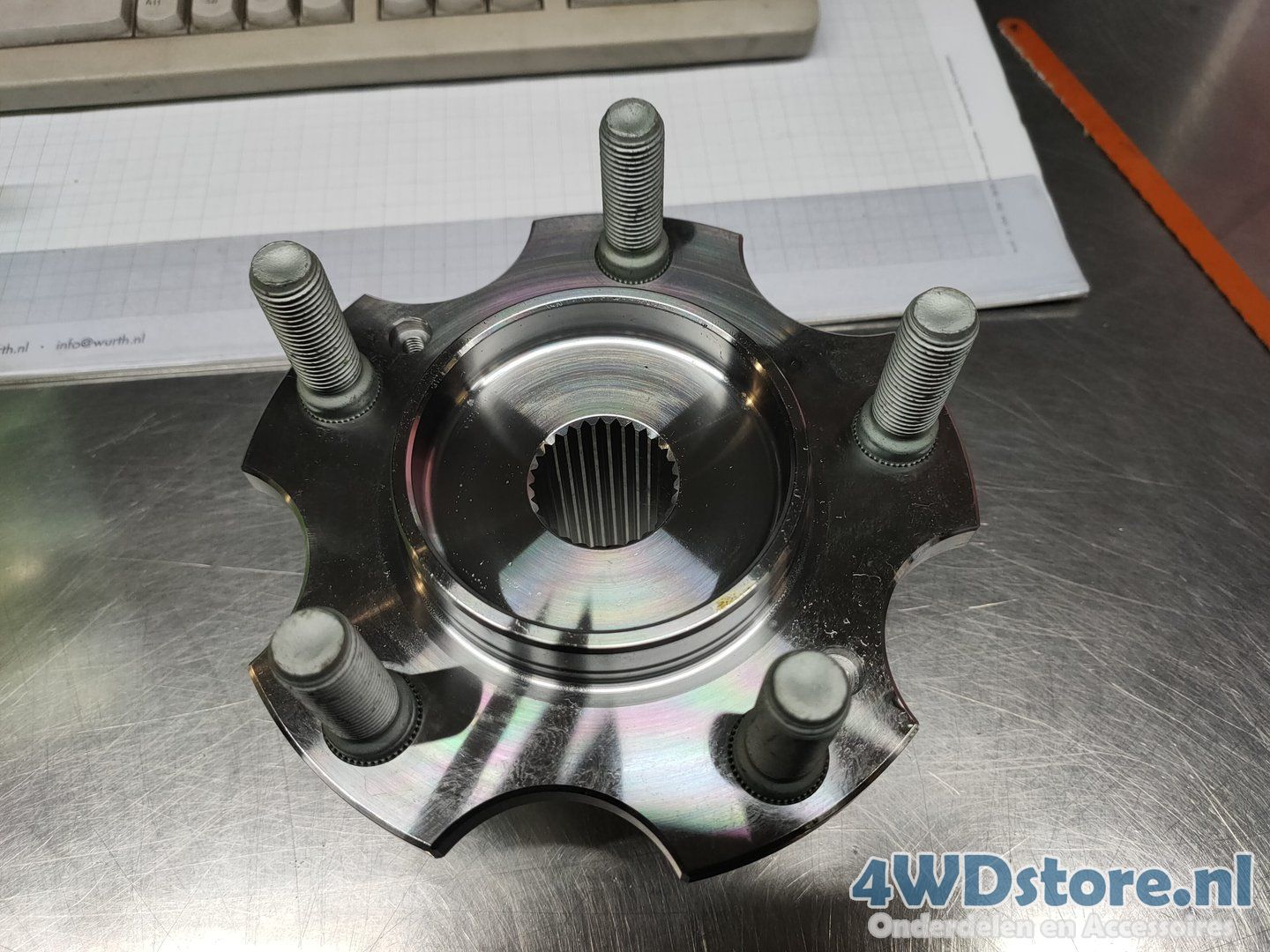 Ssangyong Rexton Wielnaaf 41421090AO 41421090A0 wheel hub usado en Menorca foto 2