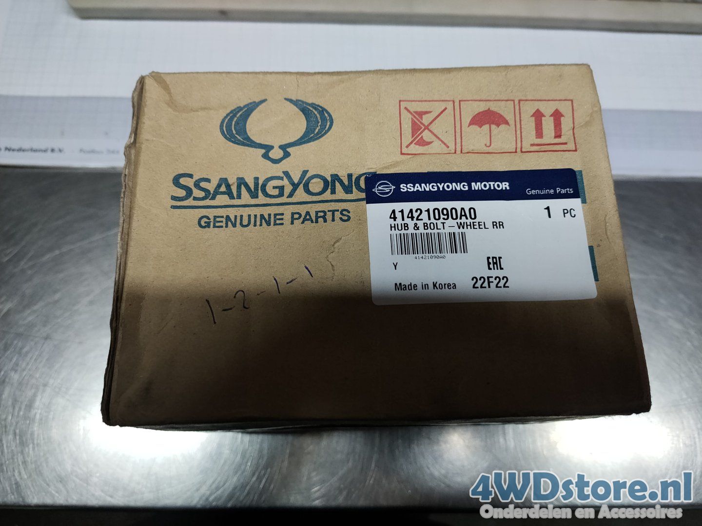 Ssangyong Rexton Wielnaaf 41421090AO 41421090A0 wheel hub usado en Menorca foto 3