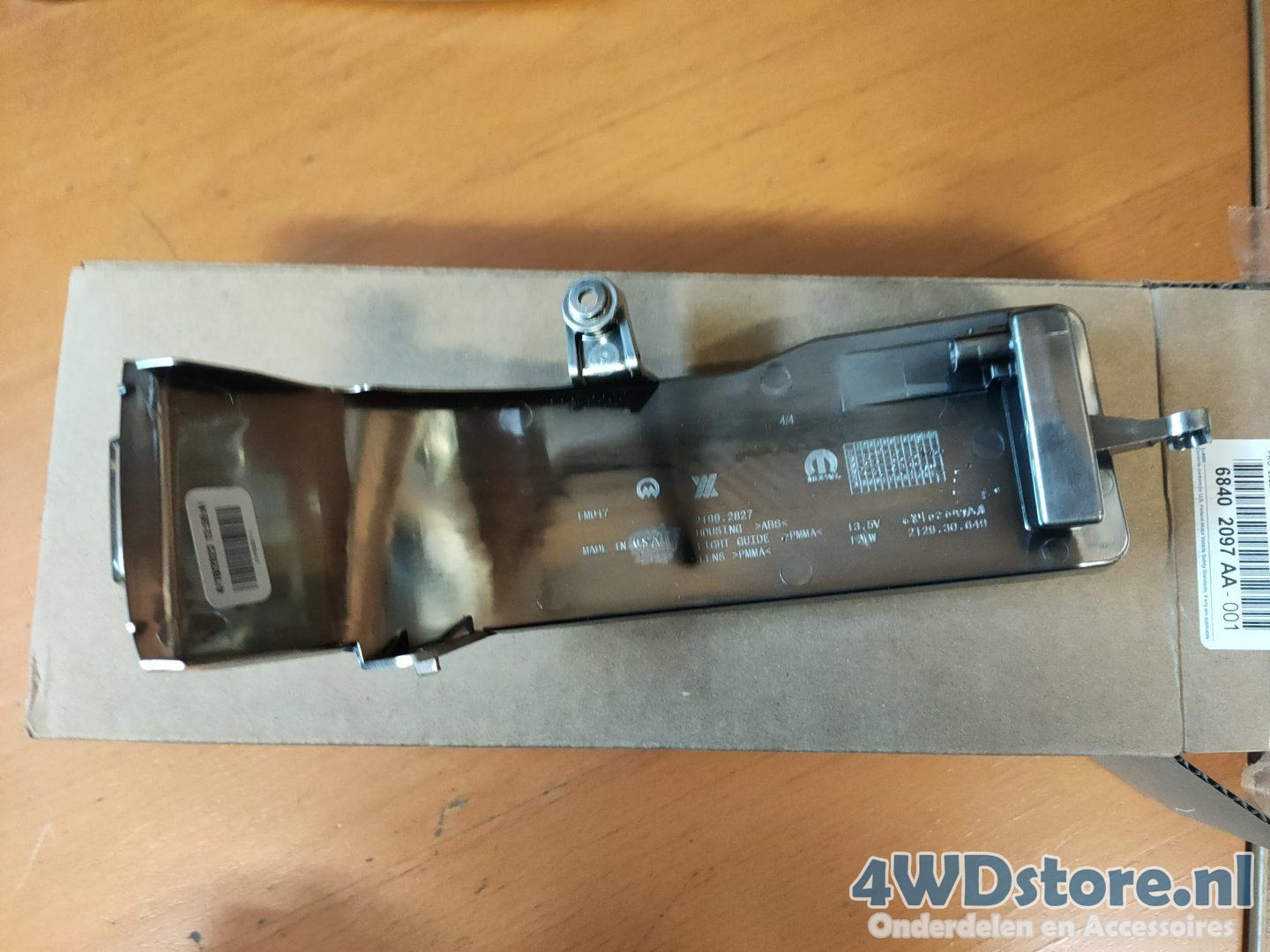 Dodge RAM Knipperlicht spiegel 68402097AA blinker single usado en Menorca