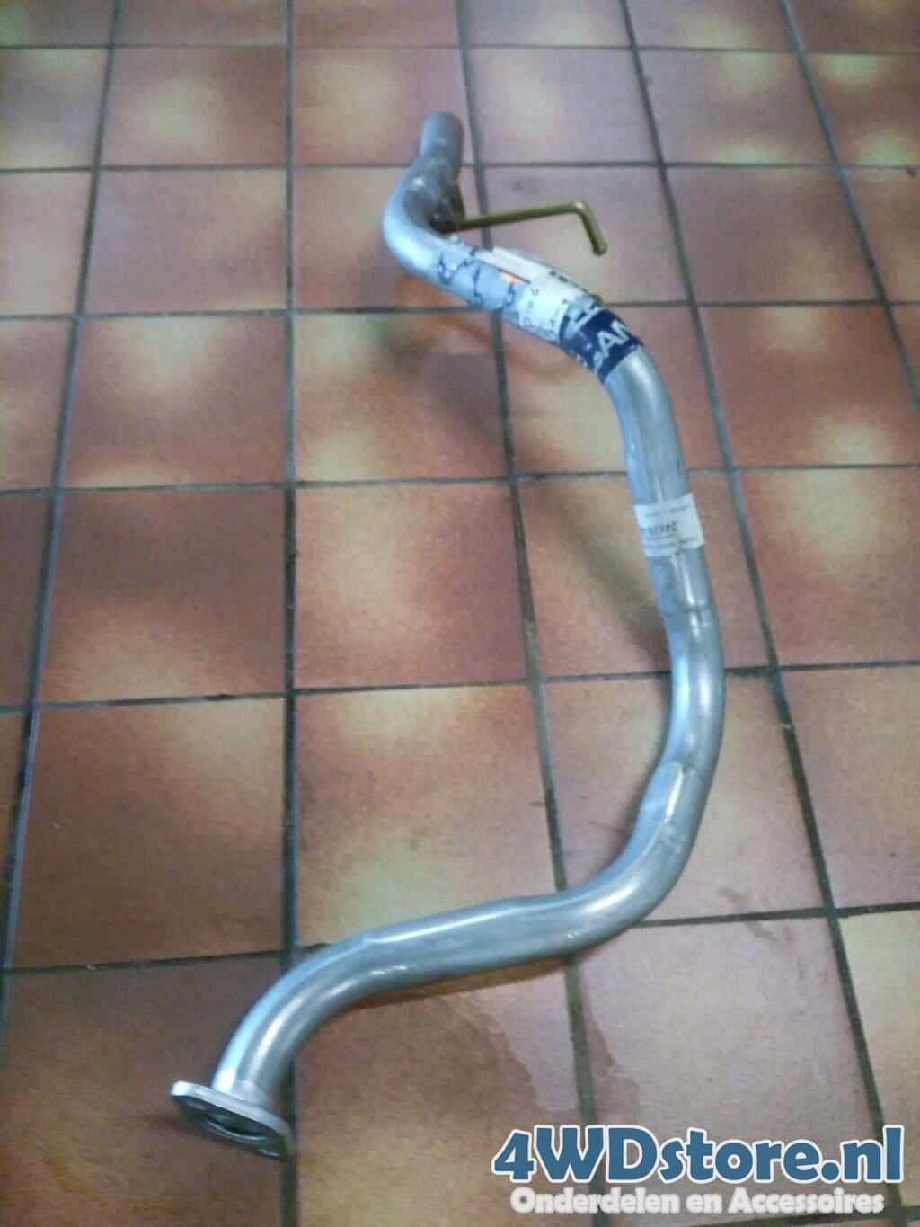 escapepijp Ssangyong Korando - 2461006310 flexible exhaust pipe usado en Menorca