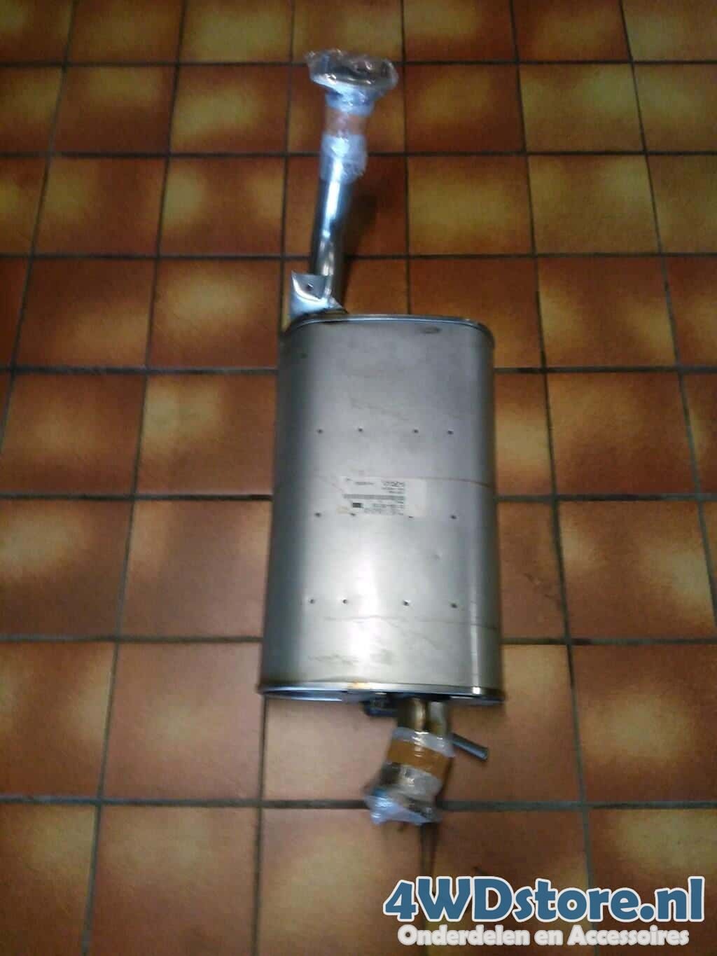 Middendemper Nissan Patrol Y61 3.0 - 20100vb725 muffler middle muffler usado en Menorca