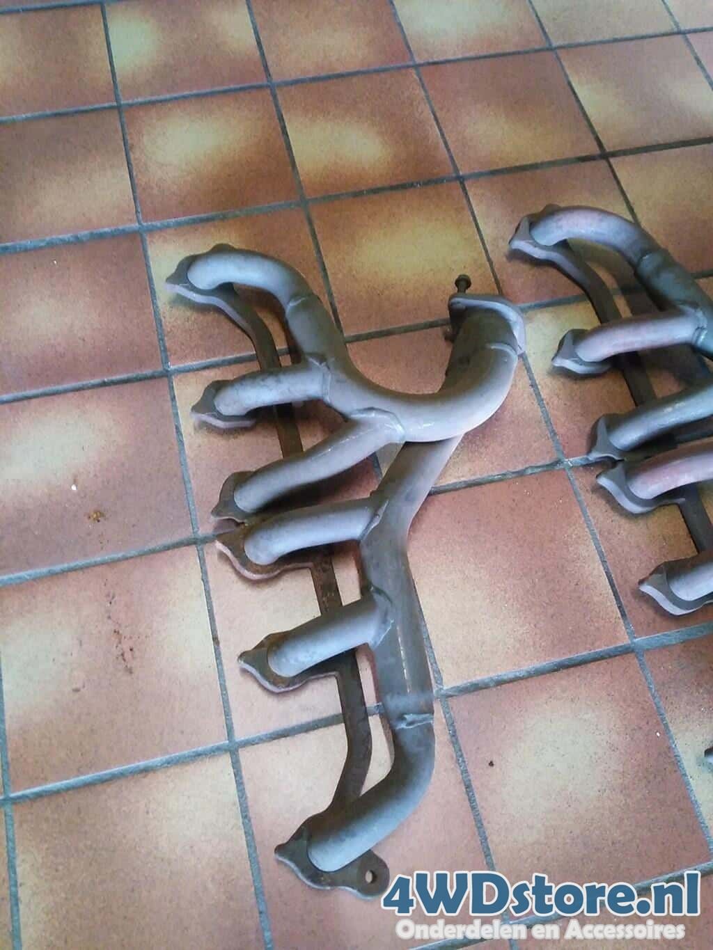 Jeep Wrangler YJ 4.0 6-Cylinder Exhaust manifold NEW exhaust manifold usado en Menorca
