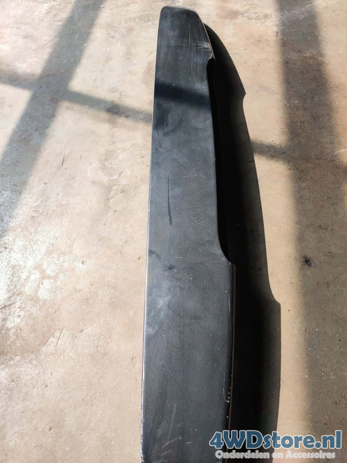 Ssangyong Rexton Achterspoiler third brake light usado en Menorca foto 4