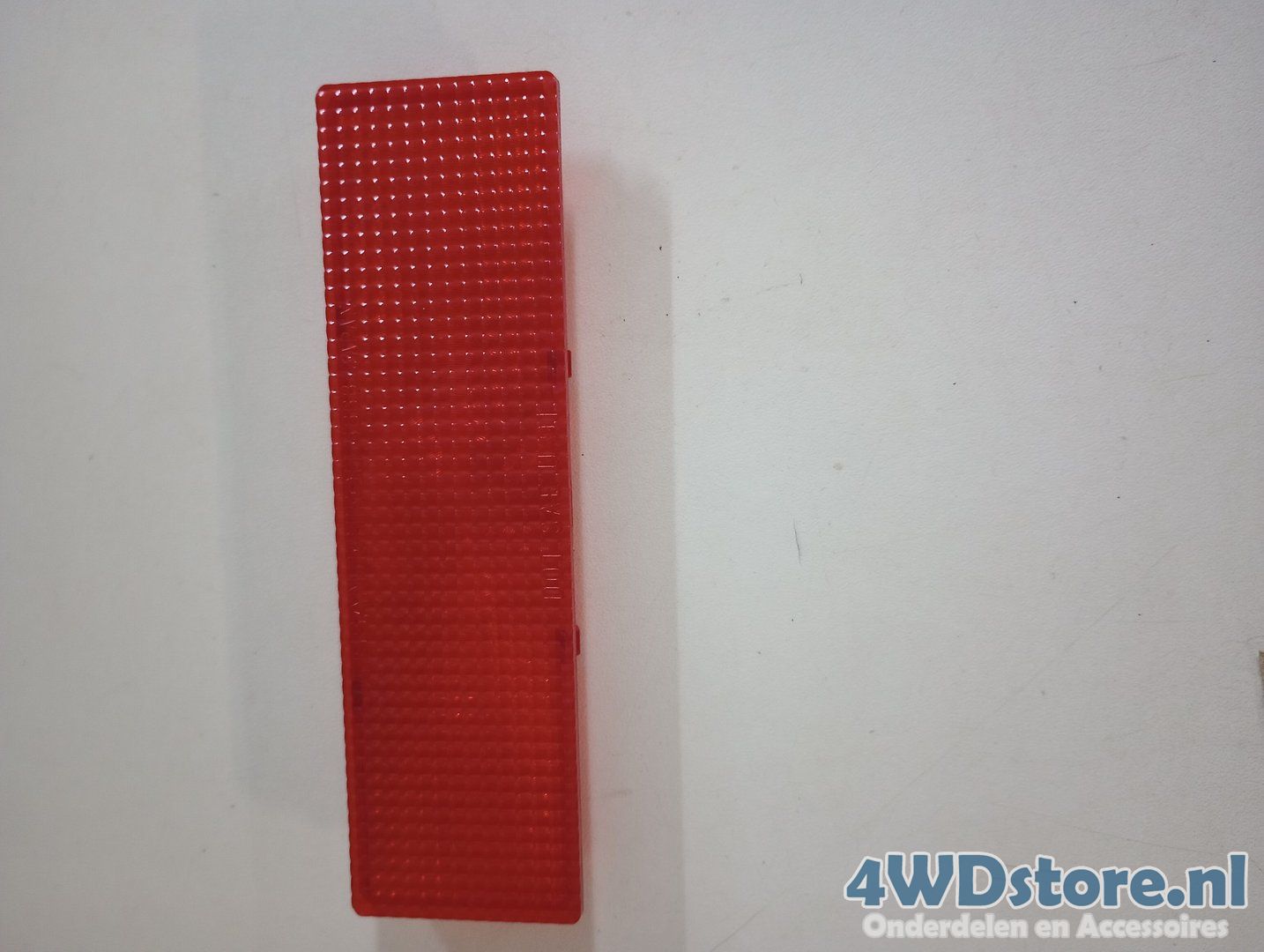 Nissan Patrol Y60 Reflector 2659132J00 grille rear light left and right usado en Menorca