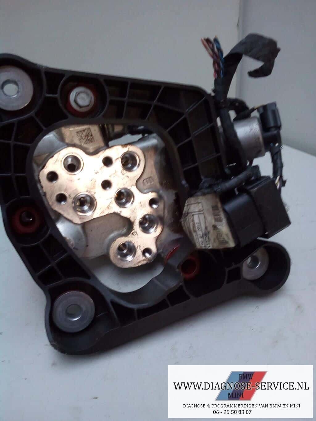 BMW F10 F11 F07 5 serie F01 F02 7 serie kleppenblok dynamic drive 6775258 solenoid suspension control usado en Menorca foto 3