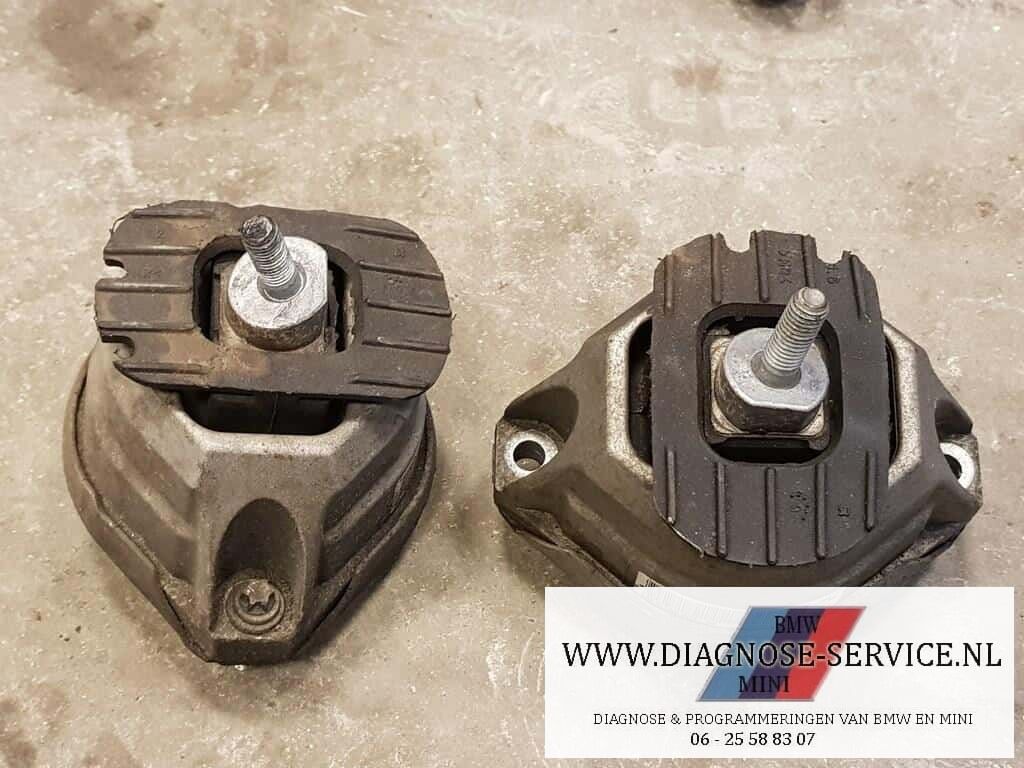 bmw M5V10 E60 E61 set motorrubbers links en rechts 6762607 6762608 engine mount engine rubber usado en Menorca
