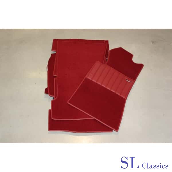 Tapijt set 18-delig Rood Mercedes-Benz SL, W107 - R107 carpeting usado en Menorca
