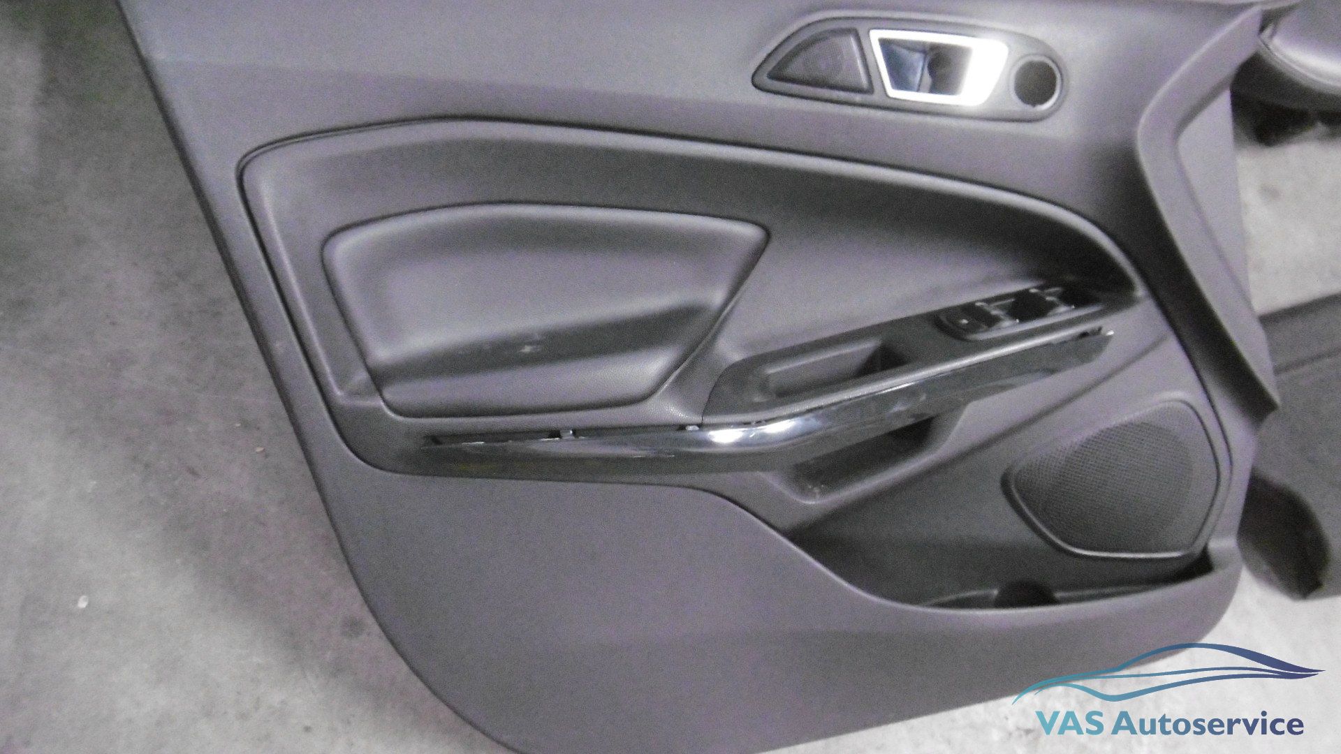 Lederen bekleding als nuevo Ford Ecosport complete interior usado en Menorca foto 6