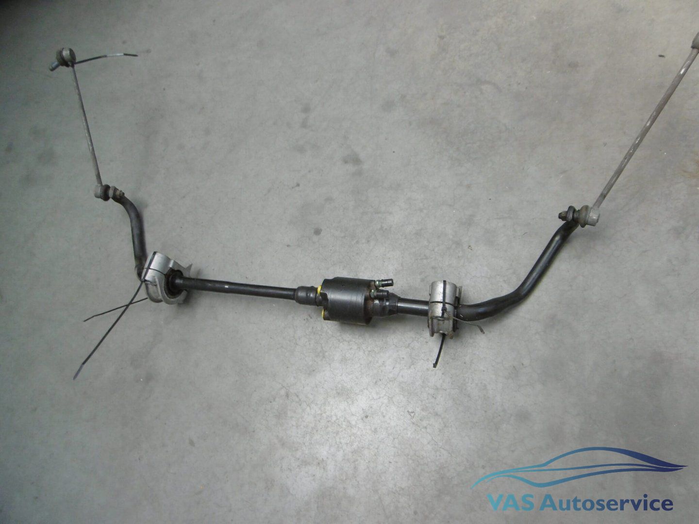 Stabilisator voorzijde Dynamic Drive BMW 5-serie F10-F11-F07 stabiliser rod usado en Menorca