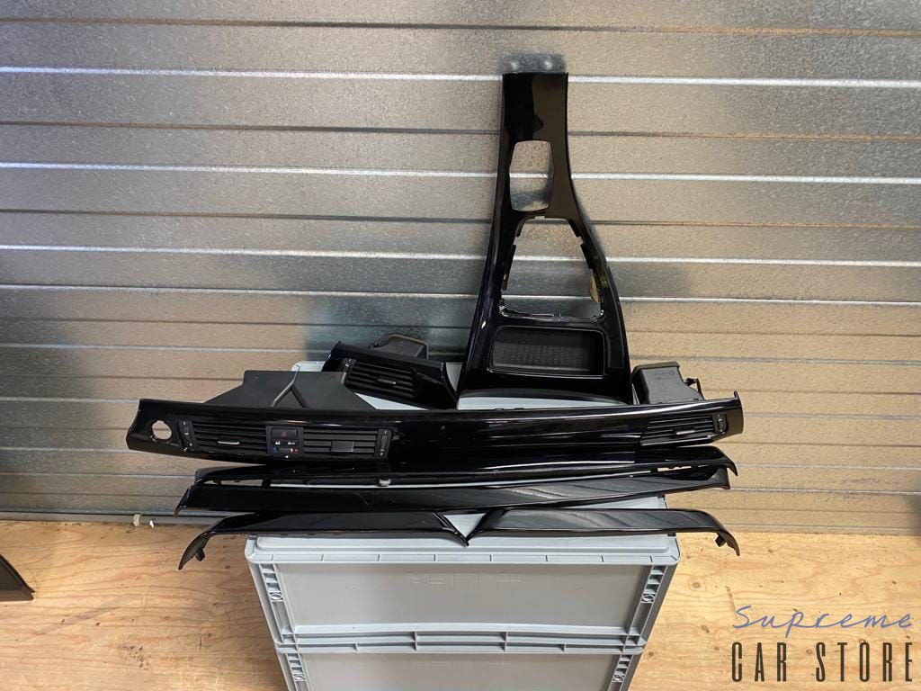 BMW E90 E91 interieurlijsten set LCI met navi hoogglanszwart interior frames set usado en Menorca