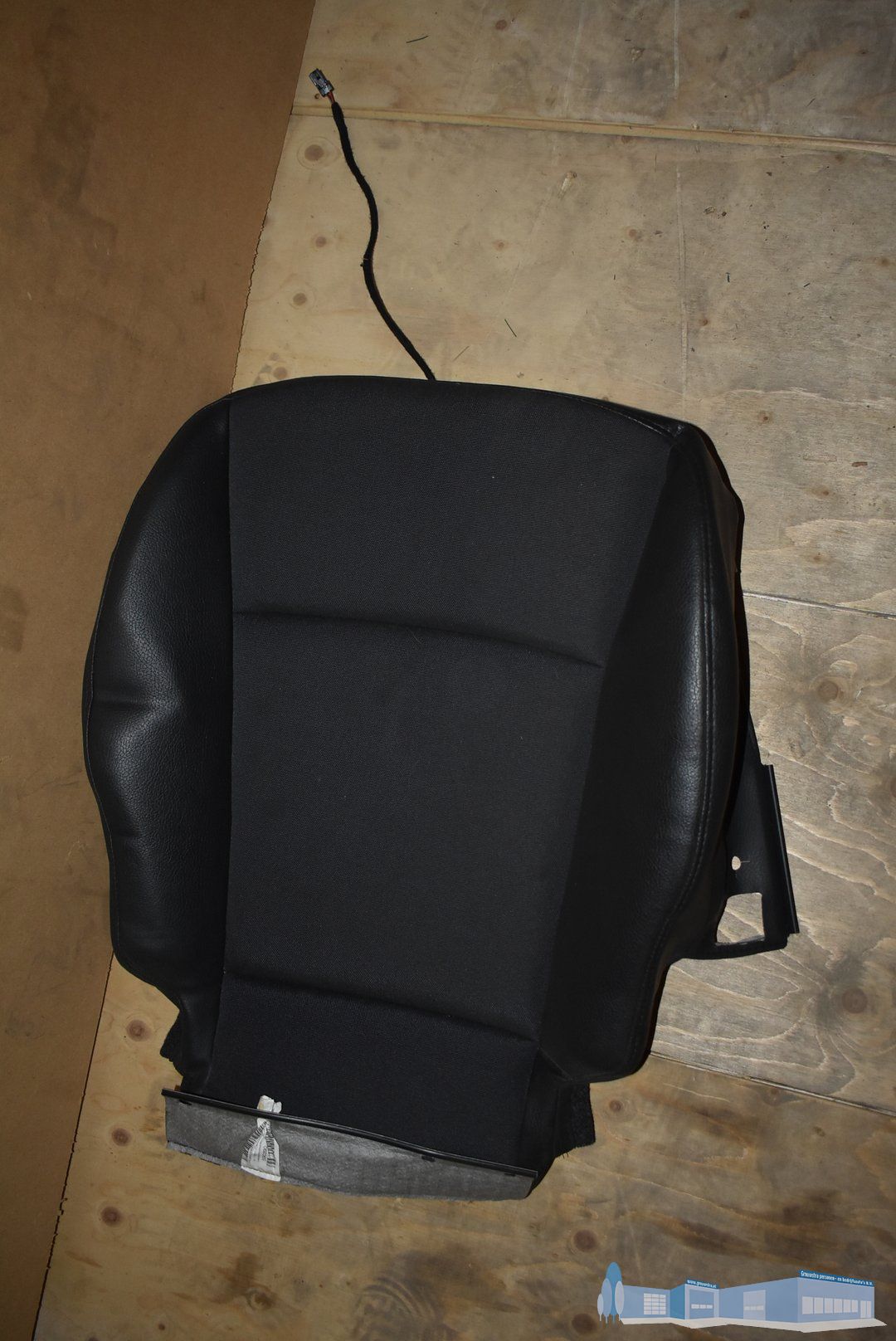 Zitting Saab 9-3SS '03-'11 LV/RV half leder chair seat usado en Menorca