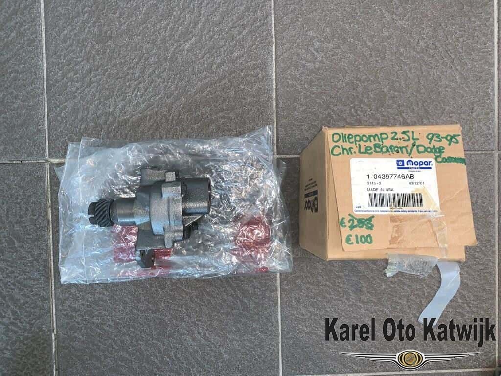 Oliepomp 2.5L Chrysler LeBaron / Dodge Caravan oil pump usado en Menorca