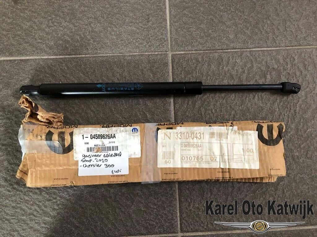 Gasveer achterklep Chrysler 300 2008-2010 gas spring gas spring dampers rear lid single usado en Menorca