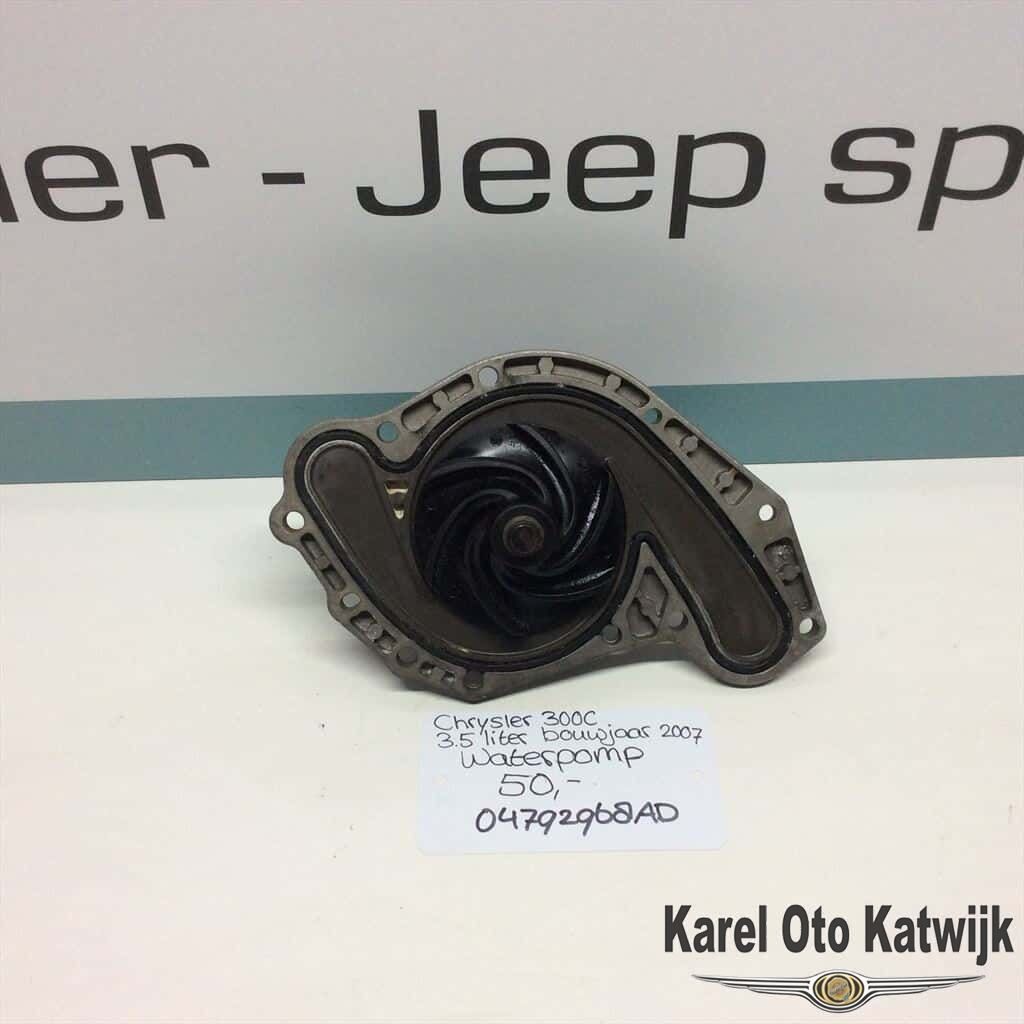 Waterpomp Chrysler 300C 3.5 L 2007 water pump usado en Menorca