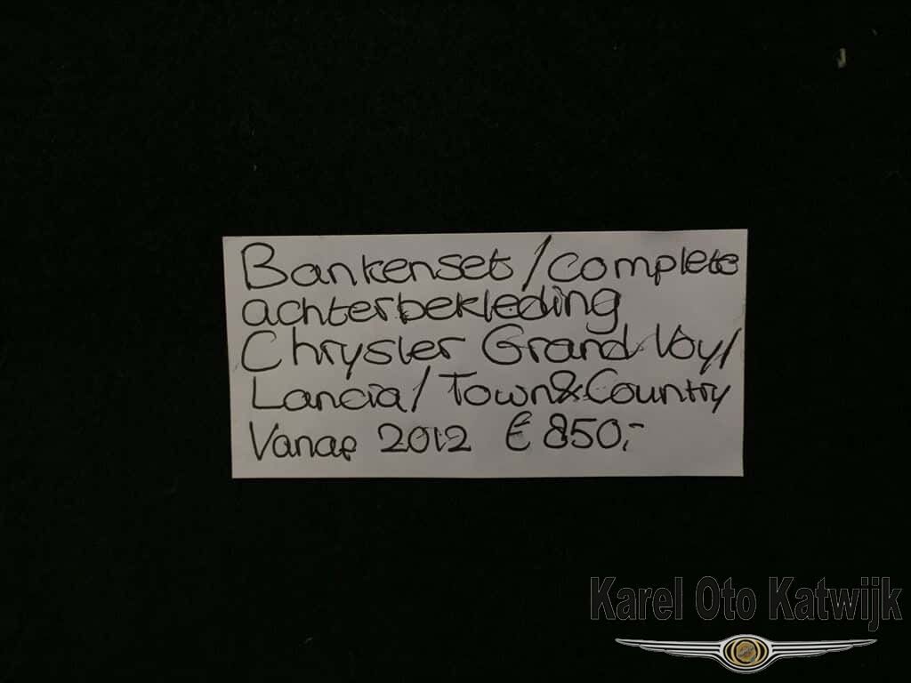 Bankenset Chrysler Grand Voy. / Lancia / Town Country chairs and bench usado en Menorca foto 3