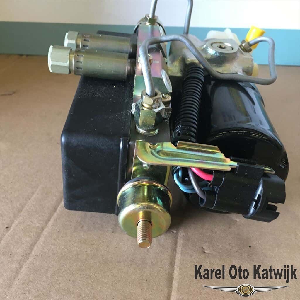 ABS module Chrysler LHS / 300 M 1998-2004 abs pump usado en Menorca foto 6