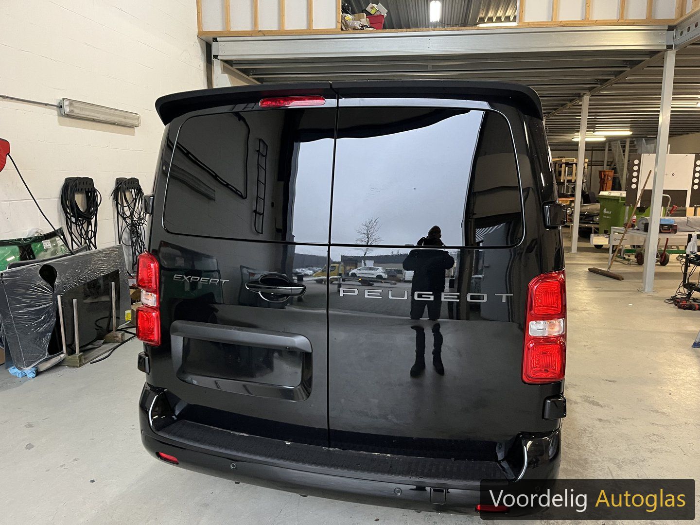 Glaslock panelen peugeot expert vanaf 2016 other windows and accessories usado en Menorca