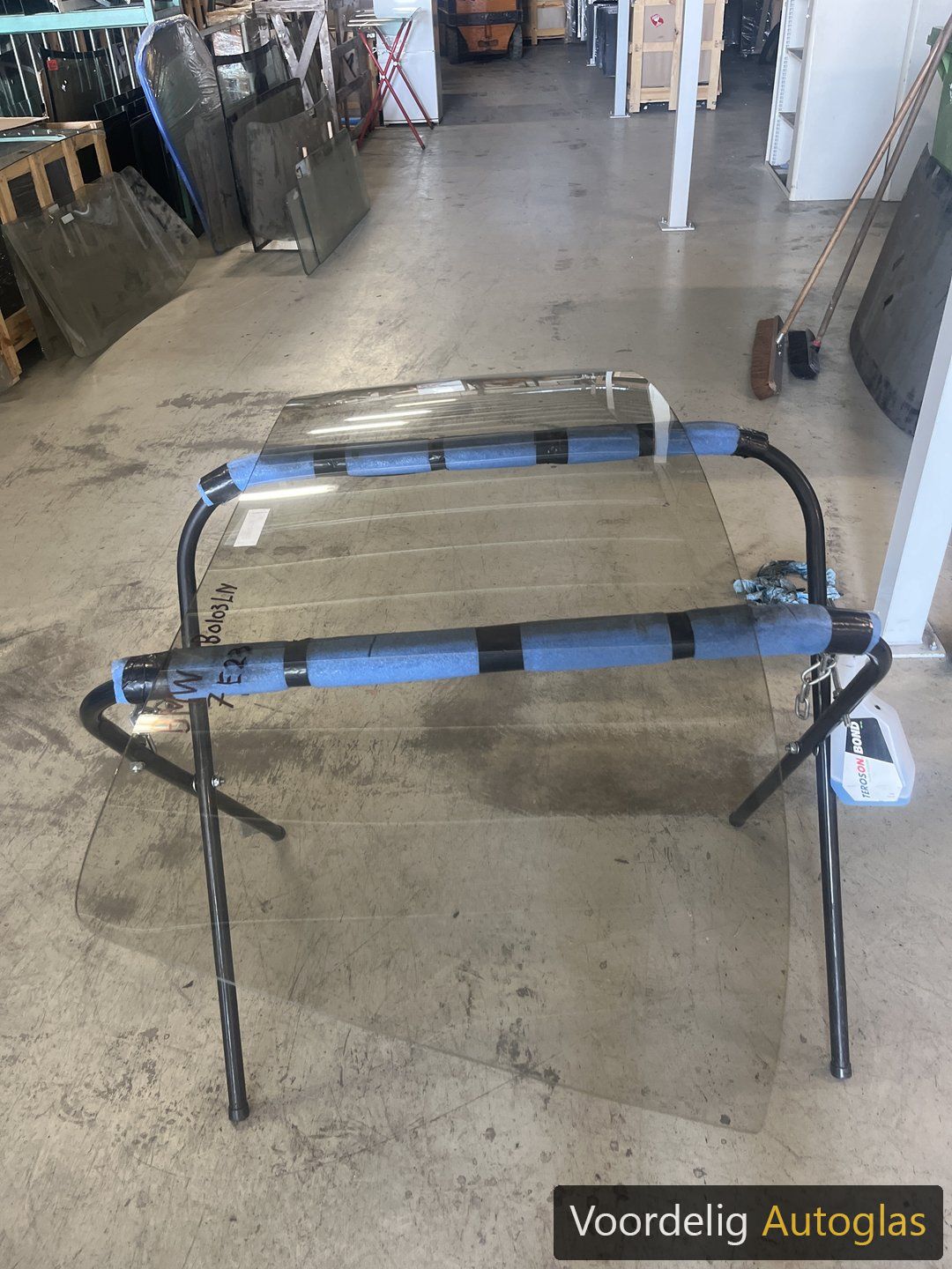 BMW | 7 SERIE | 4 DEURS SEDAN | E23 1977-1986 | VOORRUIT front windscreen usado en Menorca
