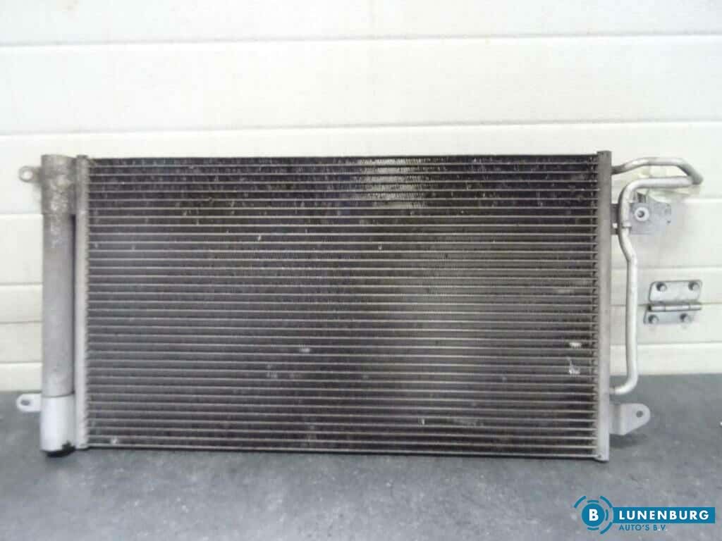Condensor VW Polo 2016 condenser air conditioning radiator usado en Menorca foto 2