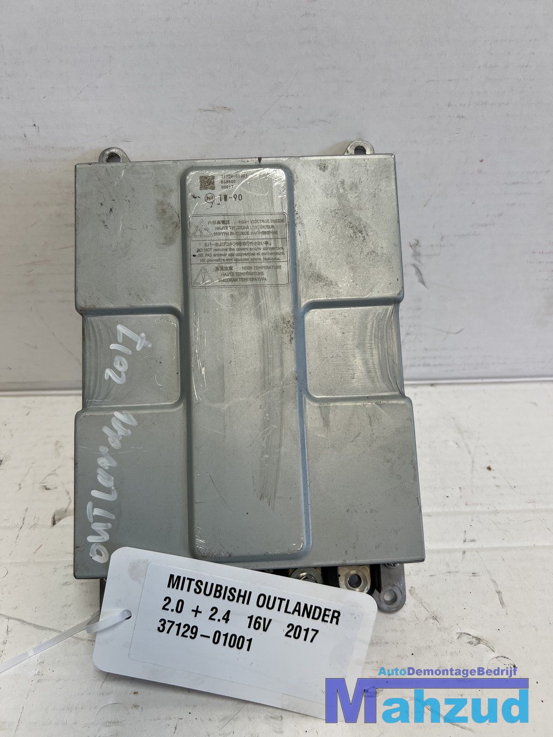 MITSUBISHI OUTLANDER phev DC converter 3712901001 2015+ battery hybrid usado en Menorca
