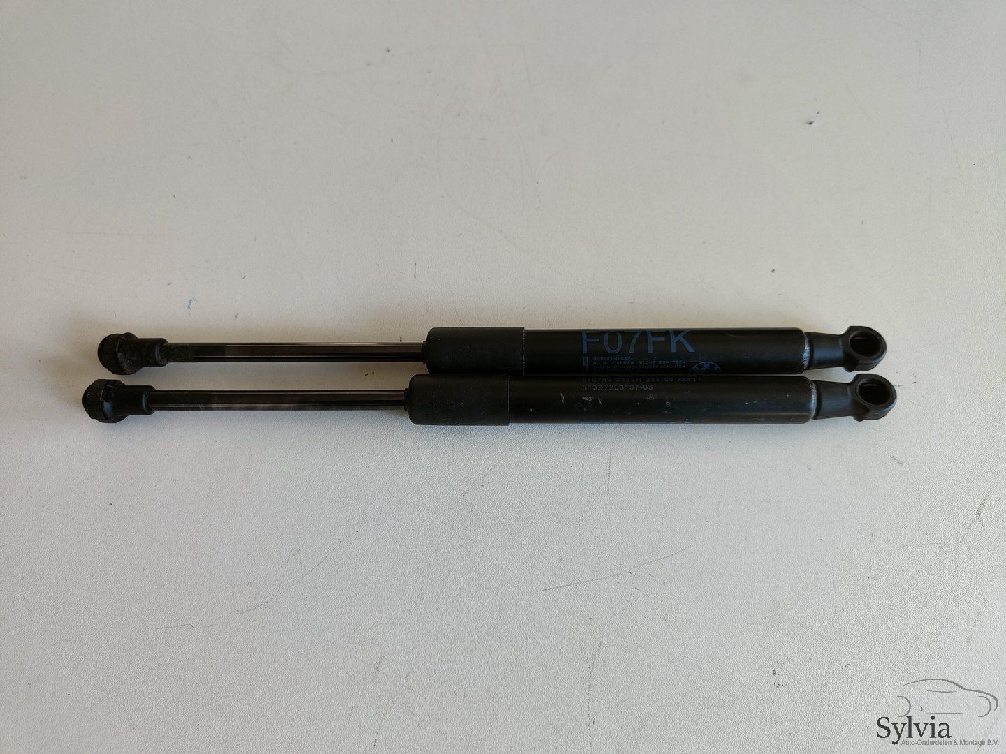 Gasdemper gasveer set voor motorkap BMW 5 serie F07 GT 7200197 gas pressure springs usado en Menorca