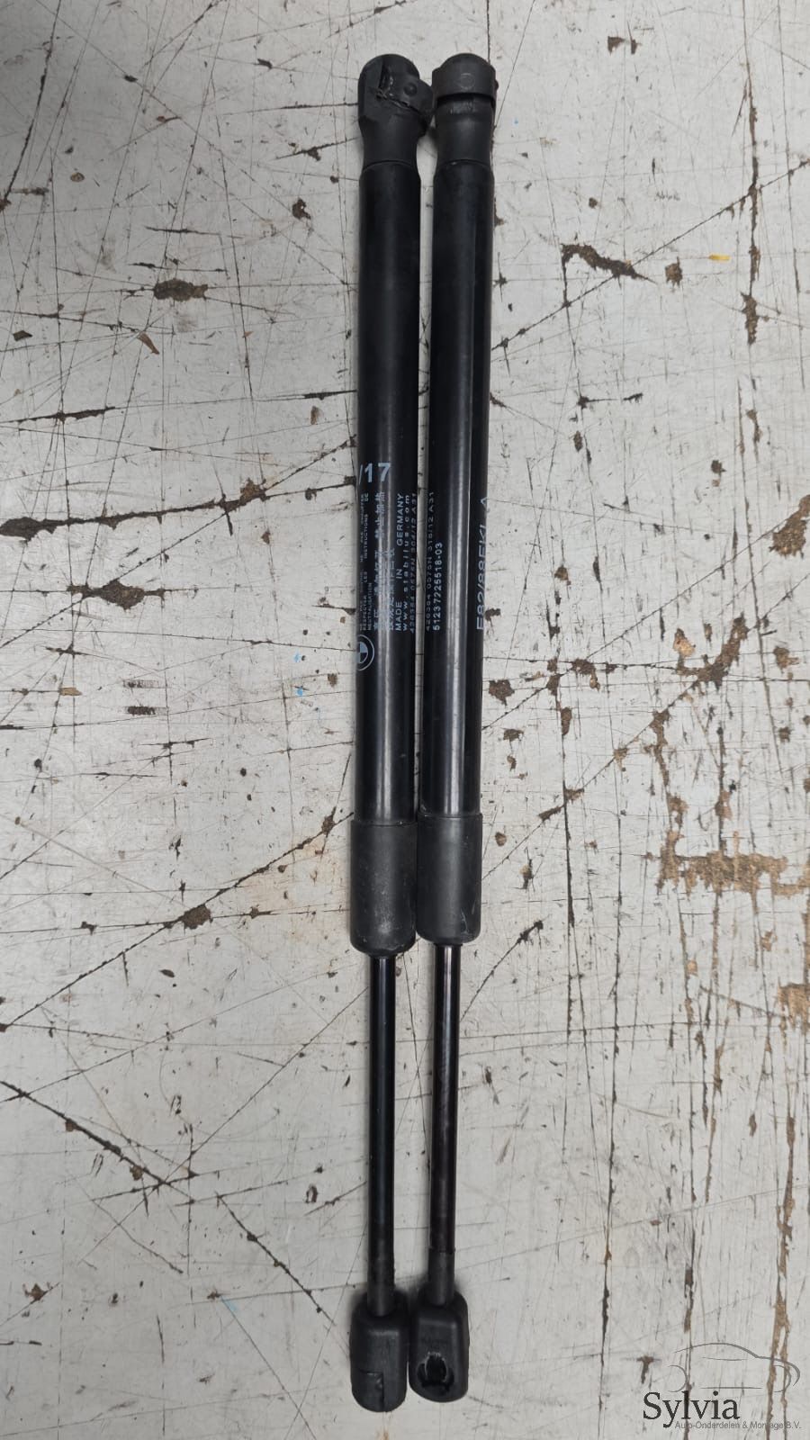 Gasdemper gasveer set voor motorkap BMW 1 serie E81 E82 E87 E88 7118370 gas pressure springs usado en Menorca