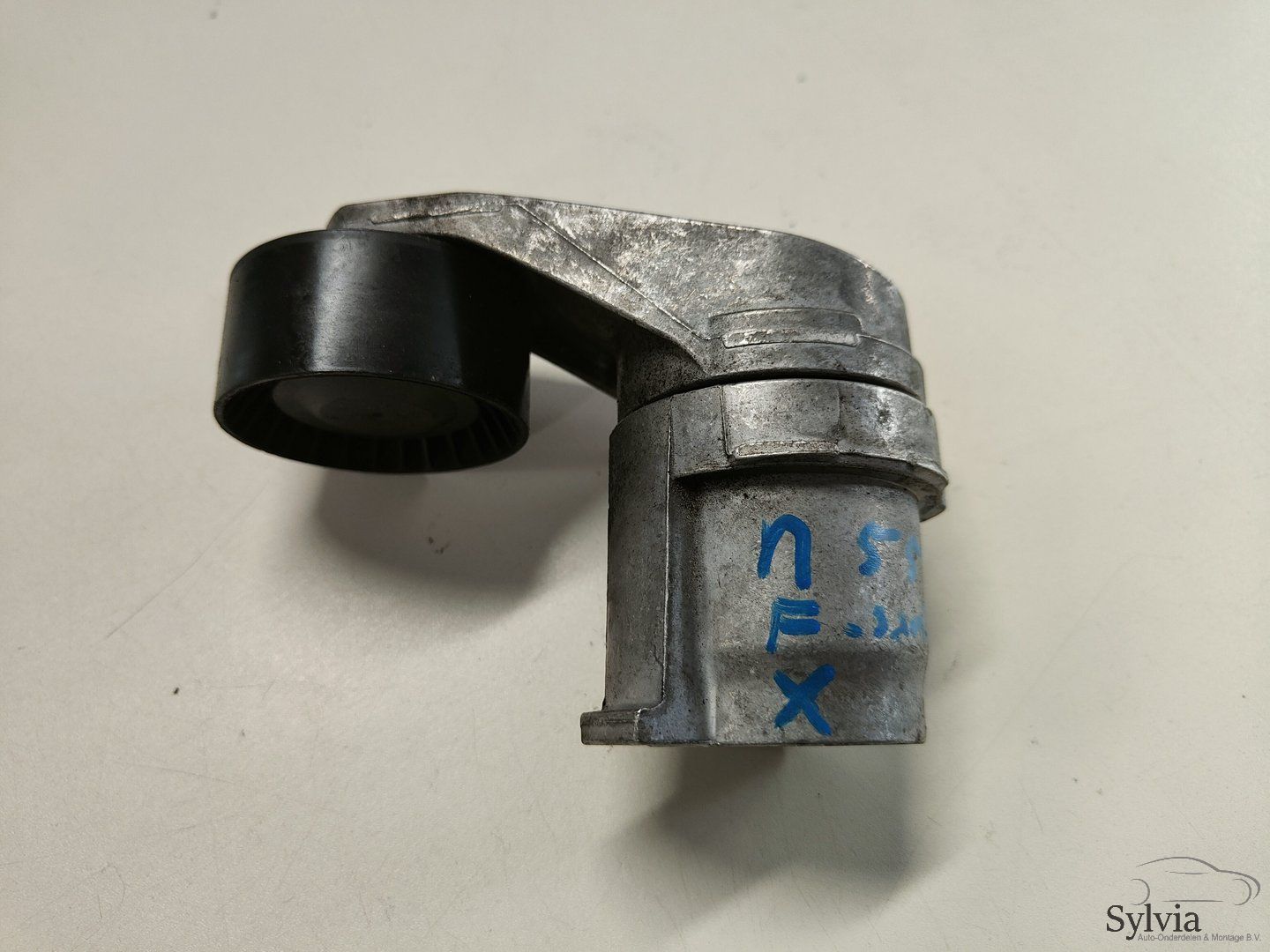 Spanrol multiriem BMW 1 / 2 /3 / 4 / 5 / 6 / 7 / X3 / X4 X5 X6 N55 8604266 tensioner tension pulley timing belt usado en Menorca