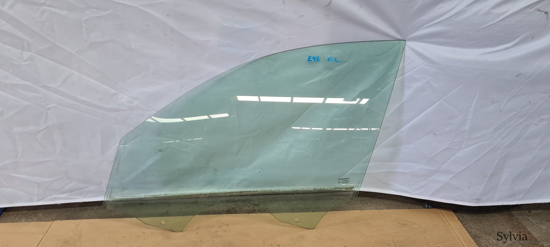 Zijruit raam voordeur links BMW 3 serie E90 E91 51337060263 7060263 door window single usado en Menorca