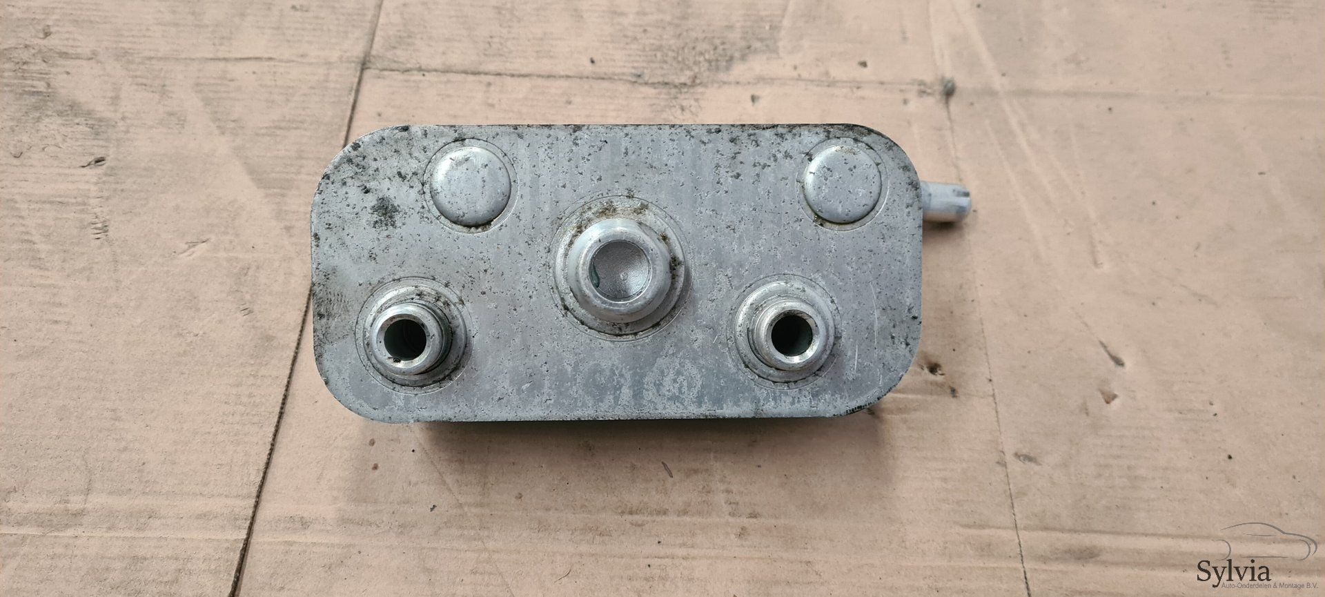 Warmtewisselaar oliekoeler automaatbak BMW E46 E83 E85 7505826 / 1436258 heat regulator usado en Menorca