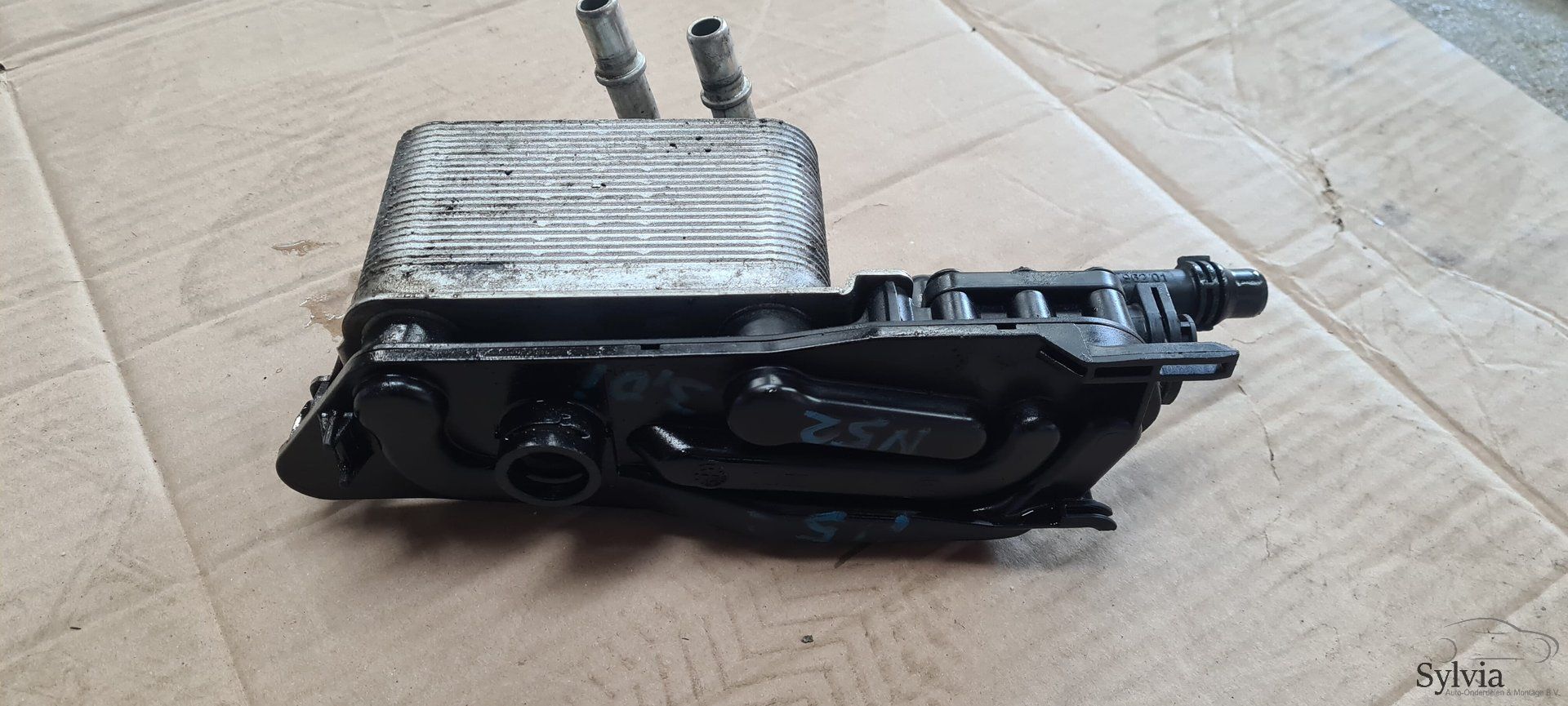 Warmtewisselaar oliekoeler automaatbak BMW 5 / 6 / 7 serie E60 E61 E63 E64 E65 E66 7534896 heat regulator usado en Menorca