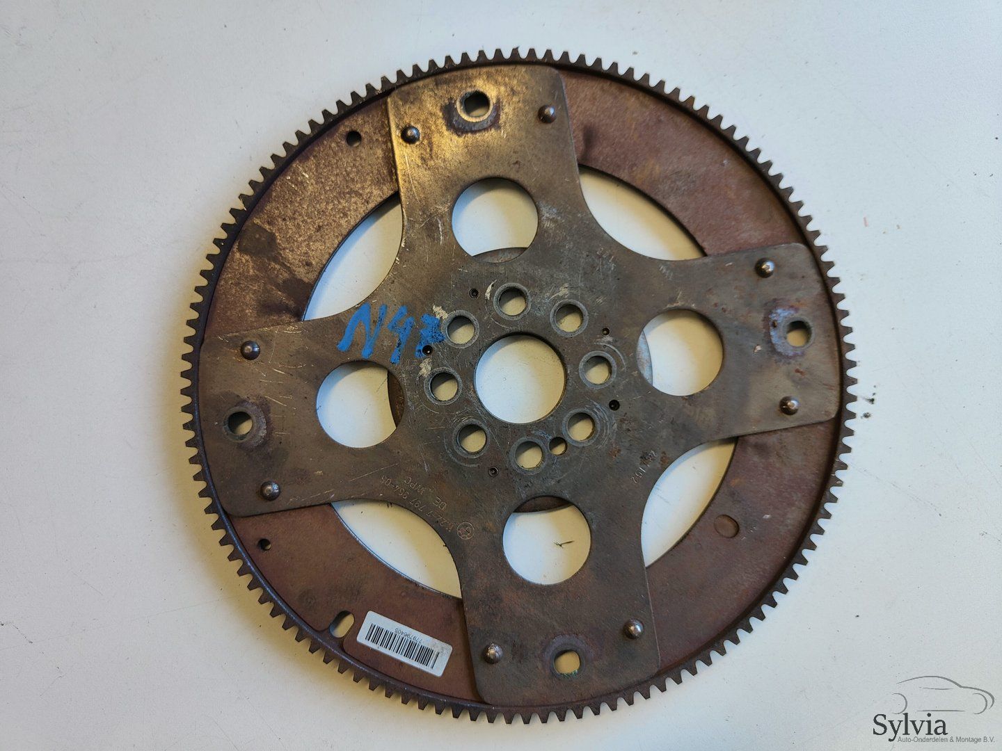 Starterkrans aut diesel BMW 1 / 3 / 4 / 5 / X1 X3 X5 E8x E9x E60 E61 F10 F11 N47 7797964 ring gear usado en Menorca