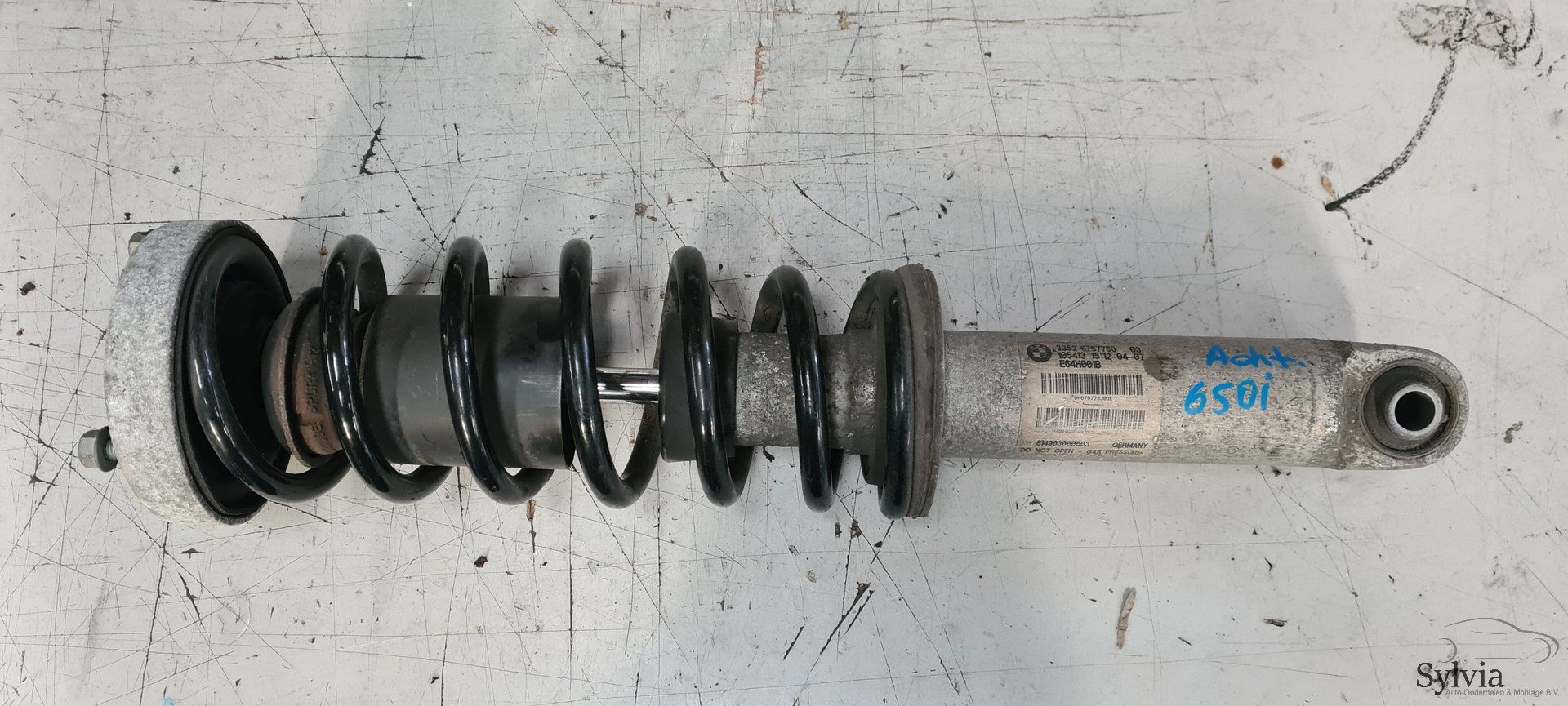 Veerpoot schokdemper achter BMW 6 serie E64 cabrio 6767733 strut complete left and right usado en Menorca