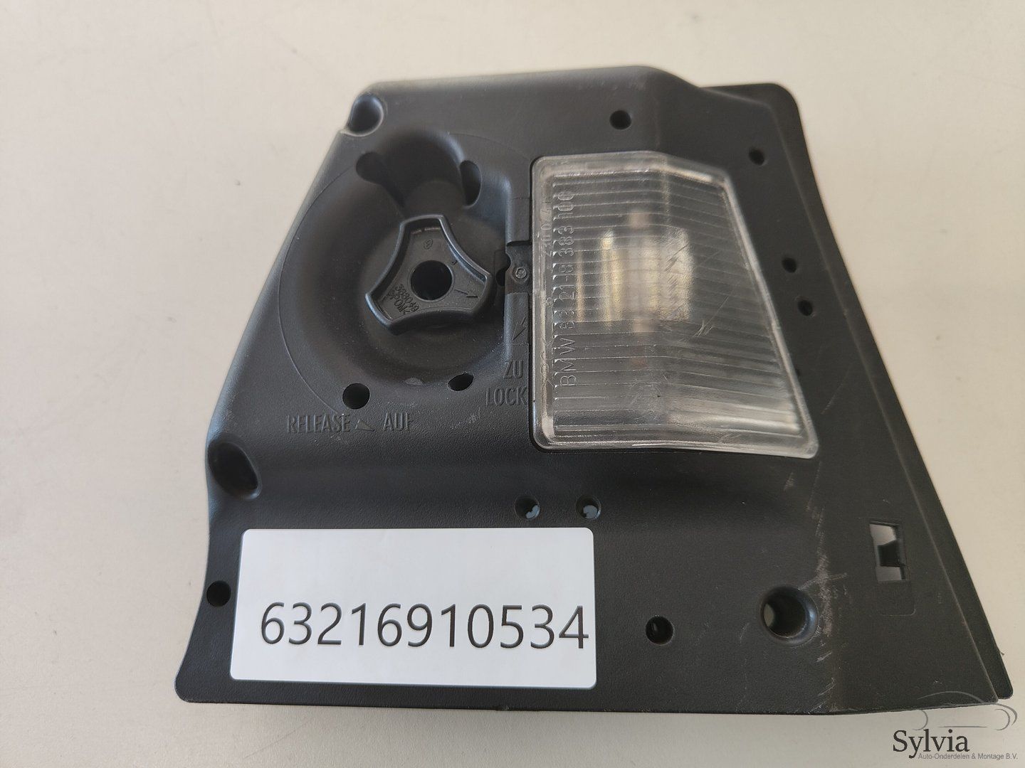 Lamp fitting rechts achter BMW 3 serie E46 Sedan model na 9/2001 6910534 fitting usado en Menorca foto 2