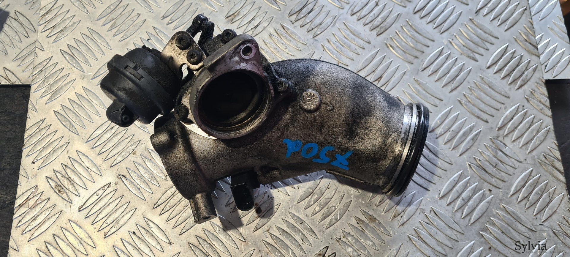 Verbindingspijp BMW 5 / 7 serie F10 F11 F01 F02 X5 E70 F15 X6 E71 F16 N57X 8506392 intercooler hose usado en Menorca foto 2