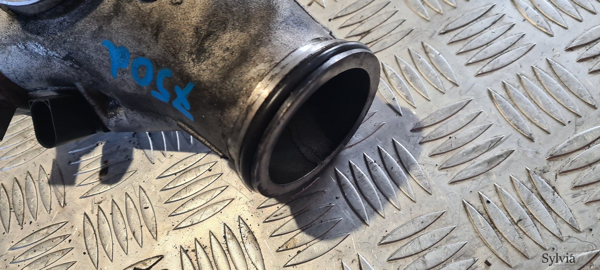 Verbindingspijp BMW 5 / 7 serie F10 F11 F01 F02 X5 E70 F15 X6 E71 F16 N57X 8506392 intercooler hose usado en Menorca foto 4