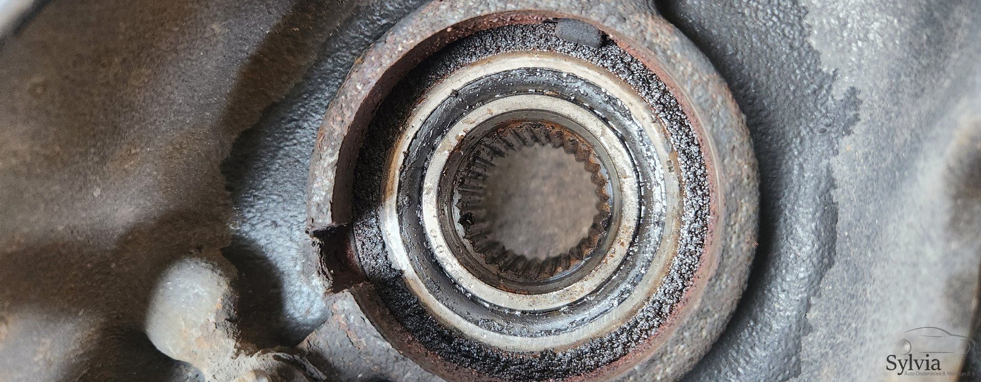 Fusee linksachter BMW 1 / 2 / 4 F20 F21 F22 F23 F33 F36 33326792515 6792515 fusee and accessories usado en Menorca foto 6