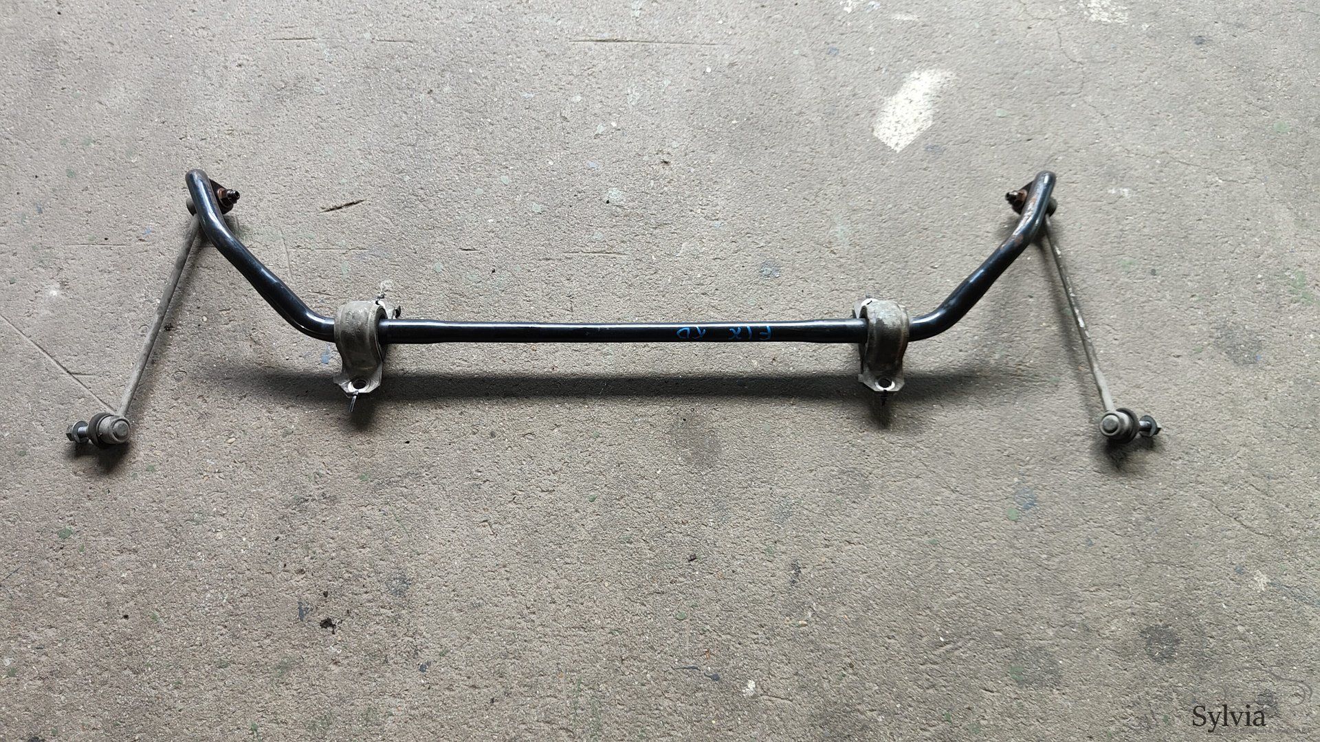 Stabilisatorstang voorzijde standaard 4X4 Xdrive BMW 5 / 6 serie F10 F11 F06 F12 F13 31356795050 6795050 stabiliser rod usado en Menorca