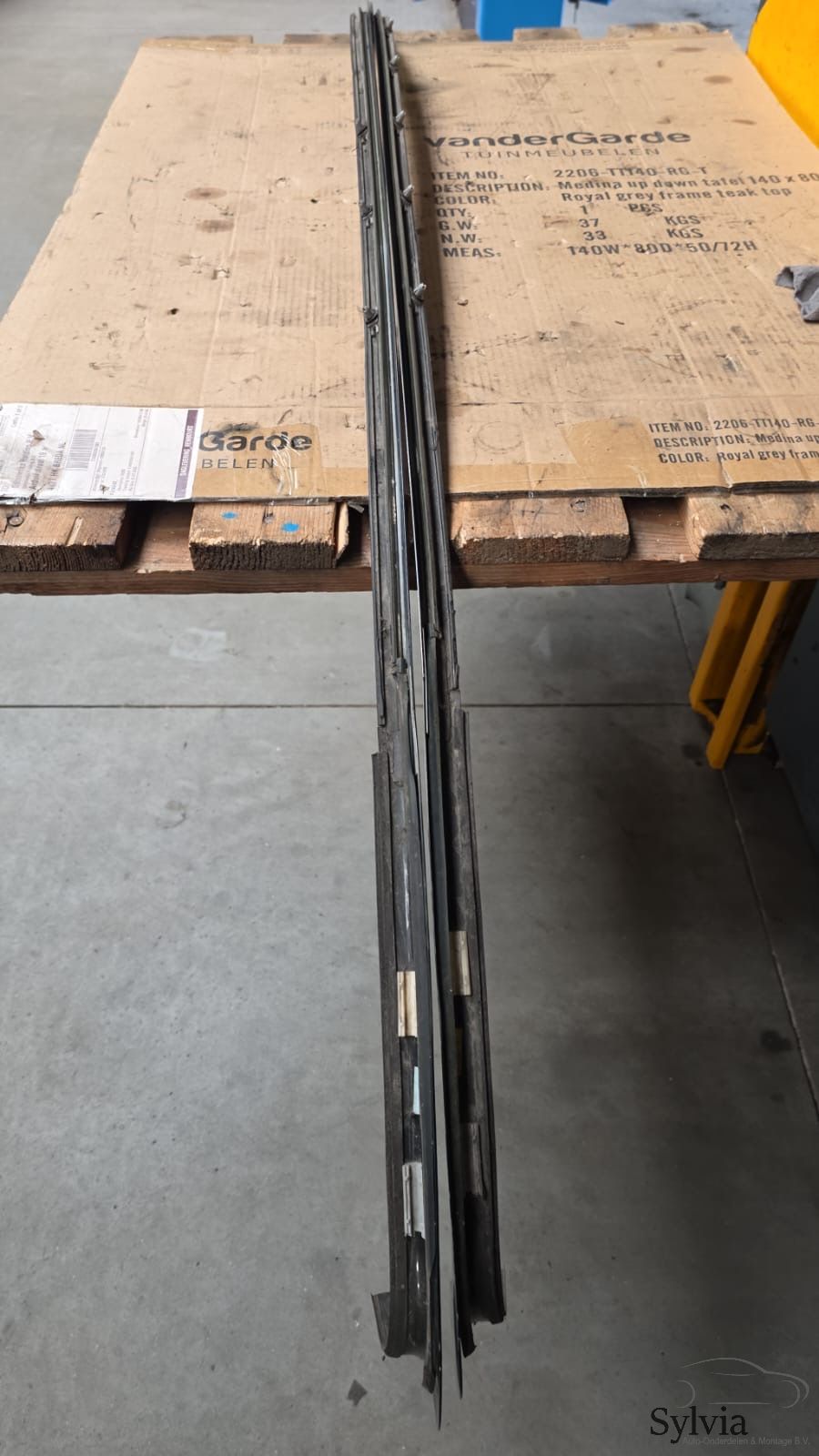 Sierlijsten zijramen links en rechts BMW 3 serie E90 + LCI 51137220197 7220197 51137220198 7220198 decorative frame decorative strip interior other usado en Menorca foto 6