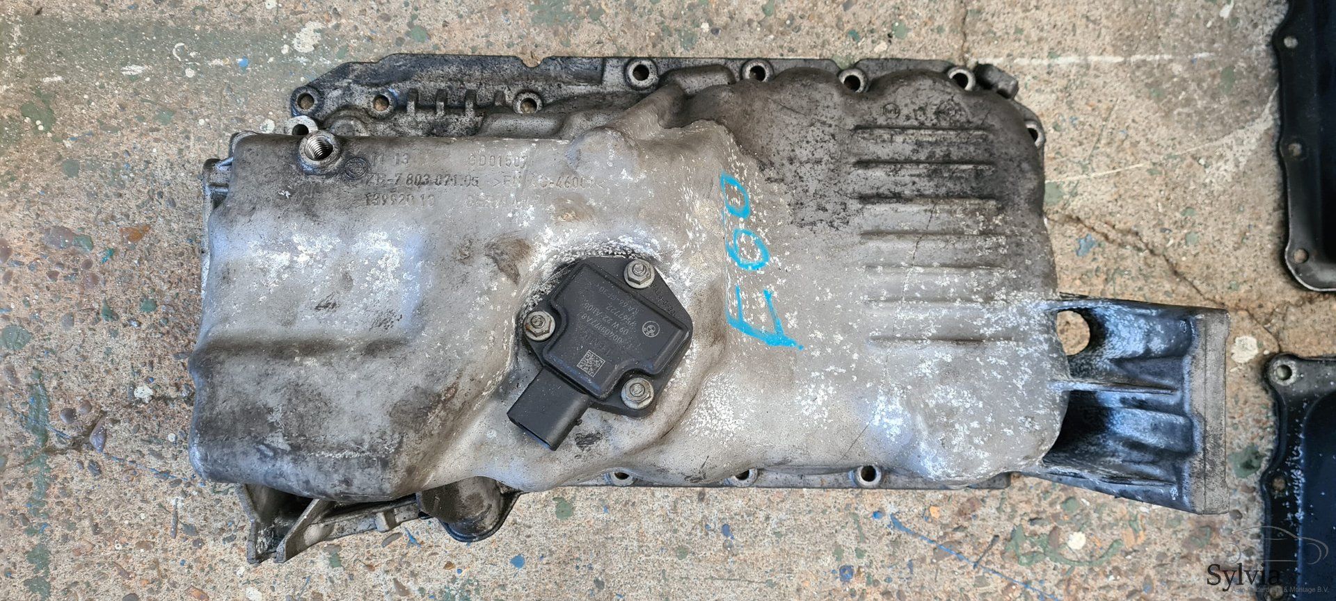 Oliepan carterpan BMW N47 7803071 sump usado en Menorca