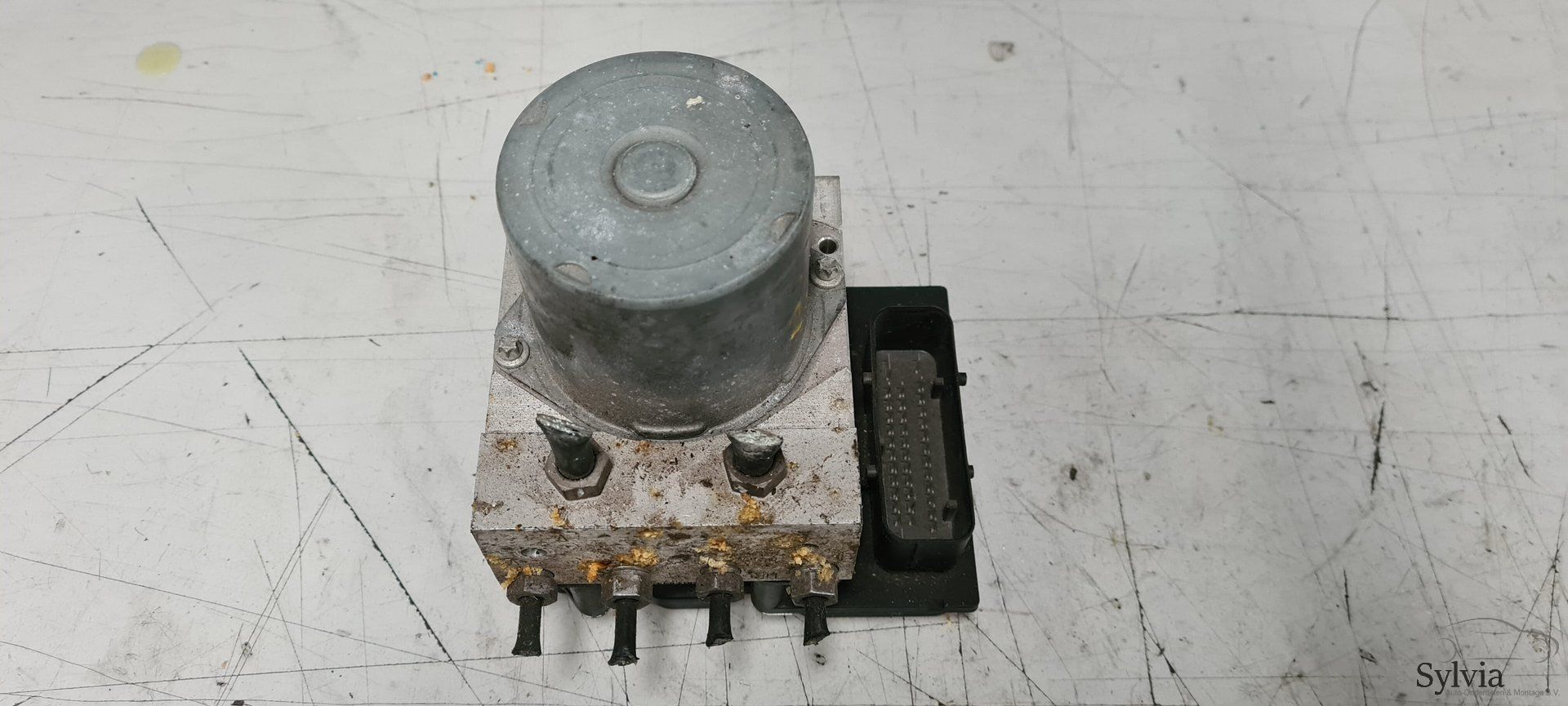 ABS POMP BMW X3 E83 3414641 / 3414642 abs pump usado en Menorca
