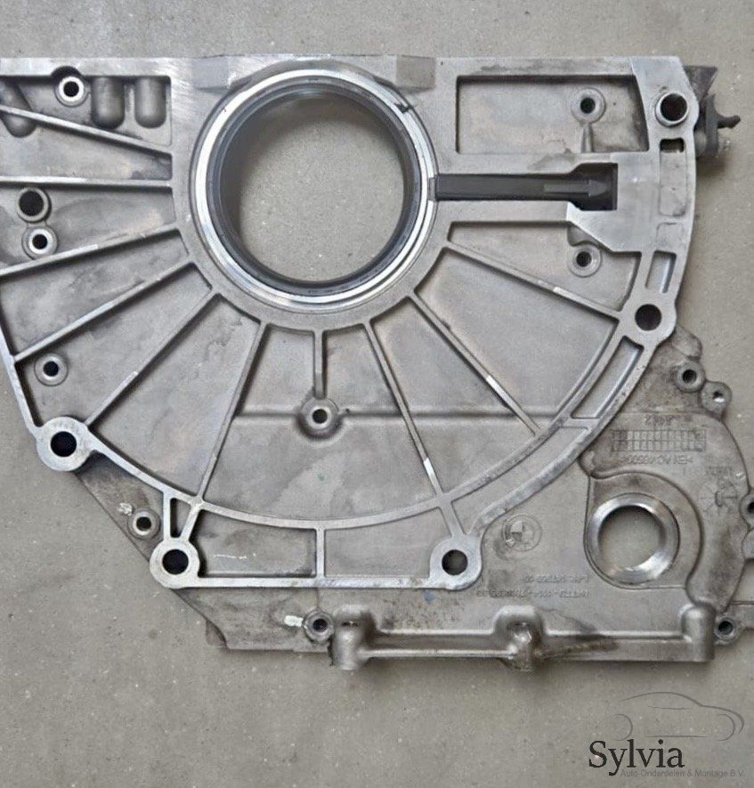 Distributiedeksel onder N47 BMW 1 / 2 / 3 / 4 / 5 / X1 / X3 / X5 serie E6x E8x E9x F07 F1x F2x F3x + LCi 11147810695 7810695 distribution cap usado en Menorca